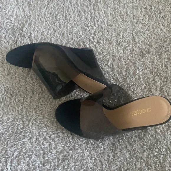 ⭐️Wedge Heeled Jelly Mules Black Clear 8 (fits like a 7) NWOT - Picture 4 of 6